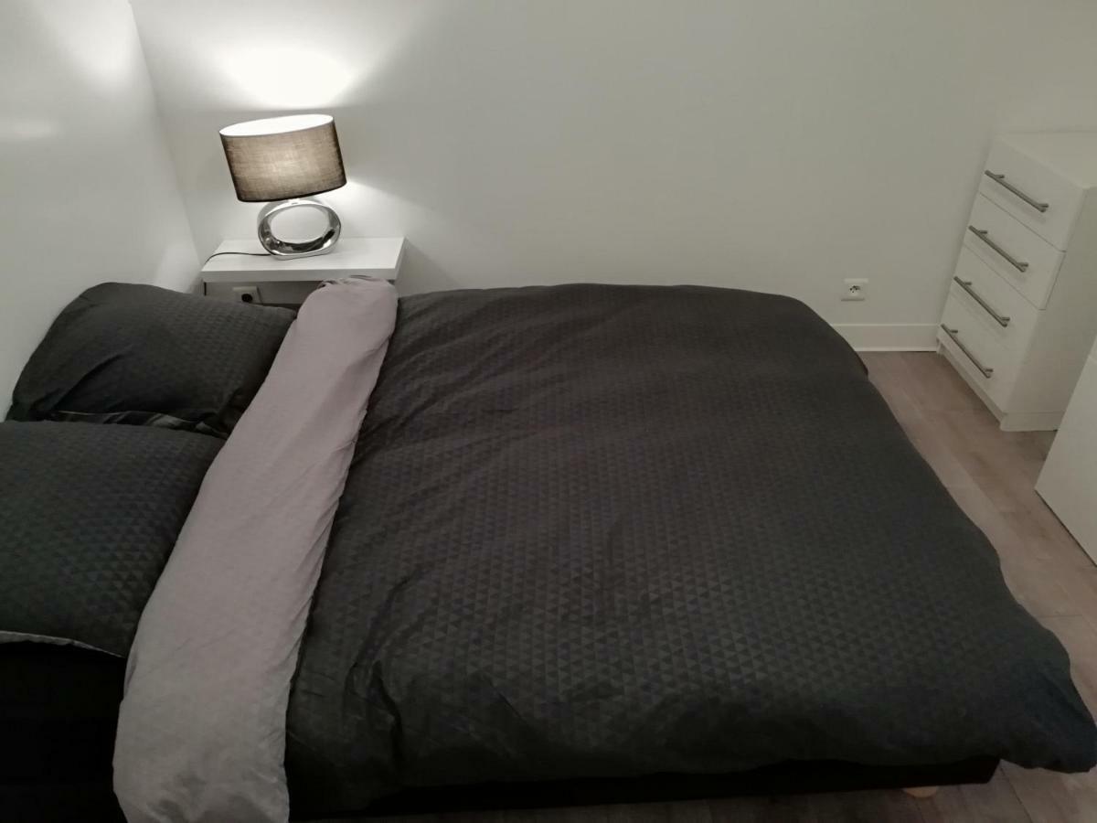 דייפ Appartement De La Place מראה חיצוני תמונה