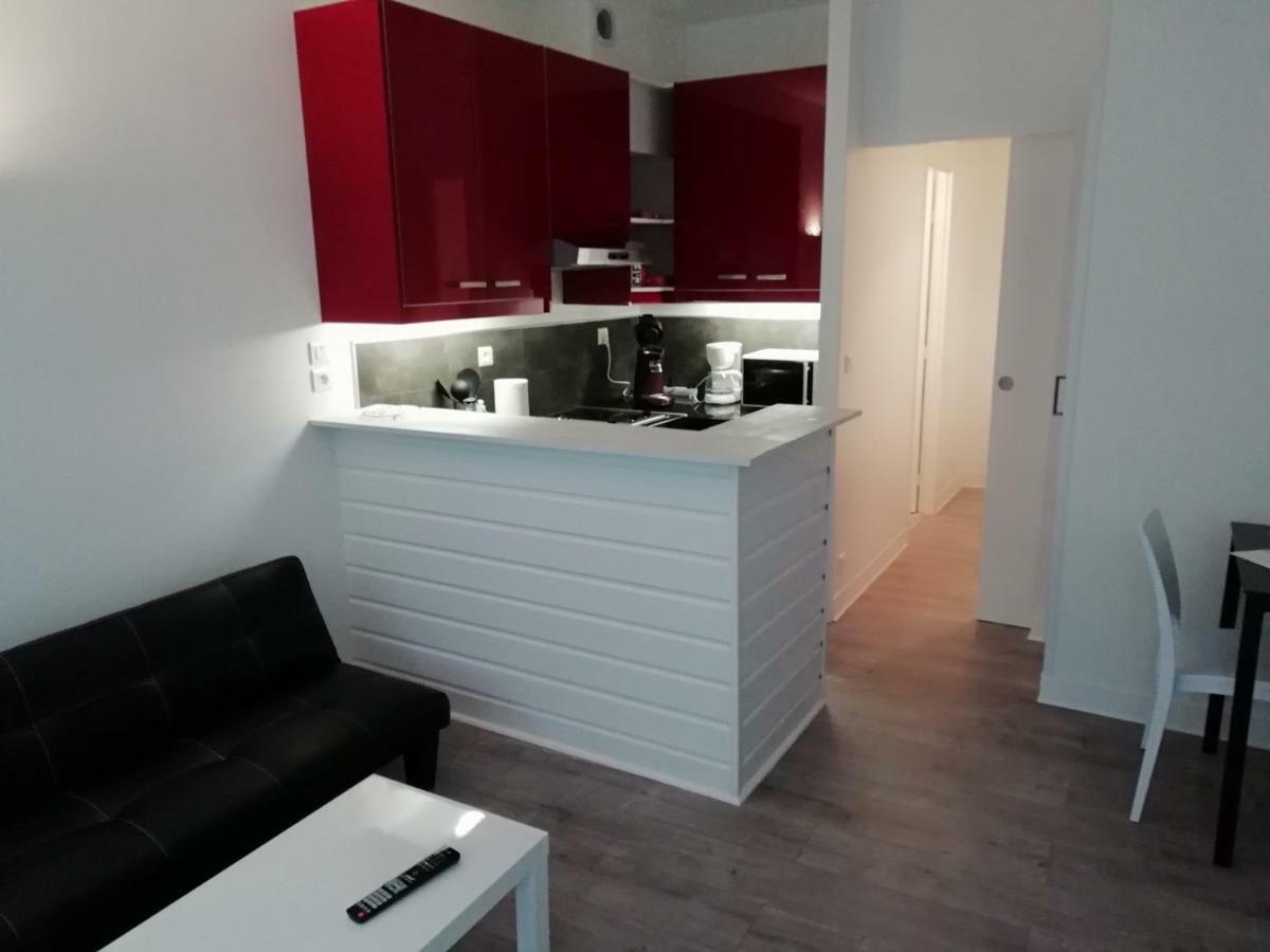 דייפ Appartement De La Place מראה חיצוני תמונה