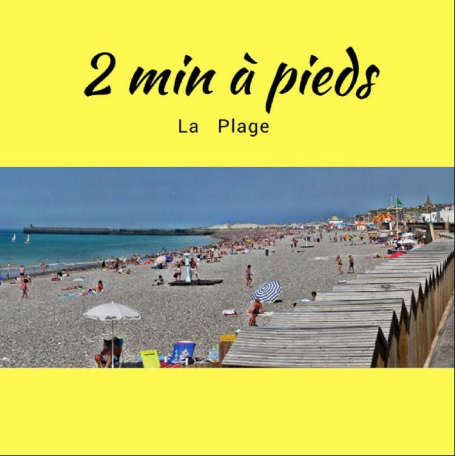 דייפ Appartement De La Place מראה חיצוני תמונה