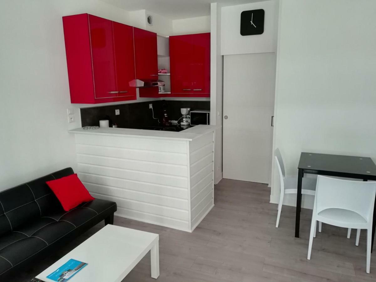 דייפ Appartement De La Place מראה חיצוני תמונה
